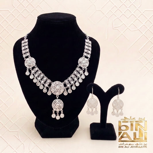 NECKLACE SET