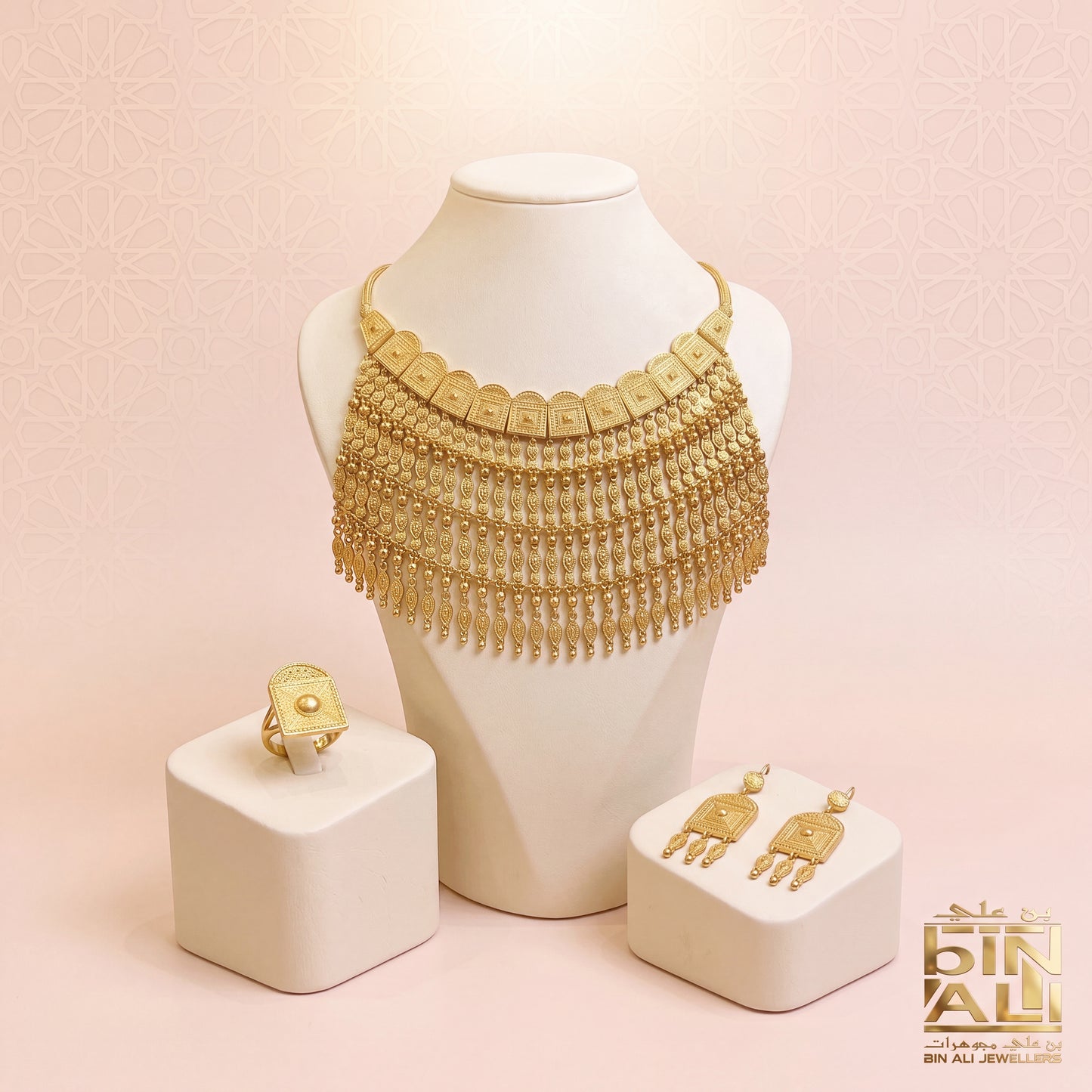 TRADITIONAL OMANI SET