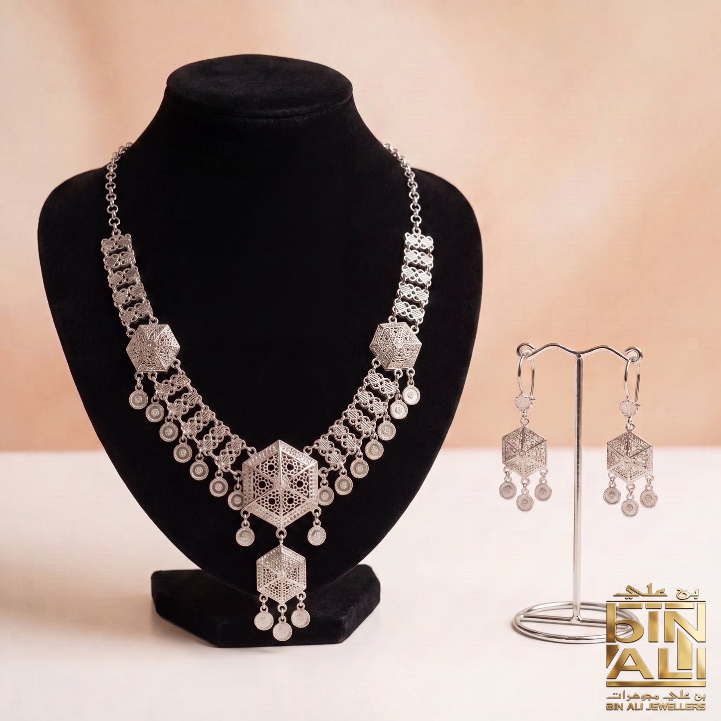 NECKLACE SET