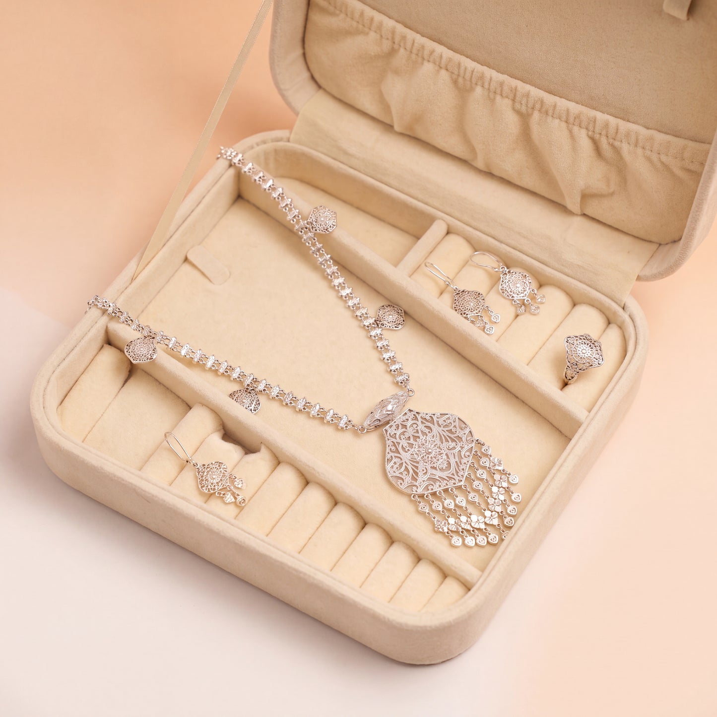 LONG NECKLACE SET
