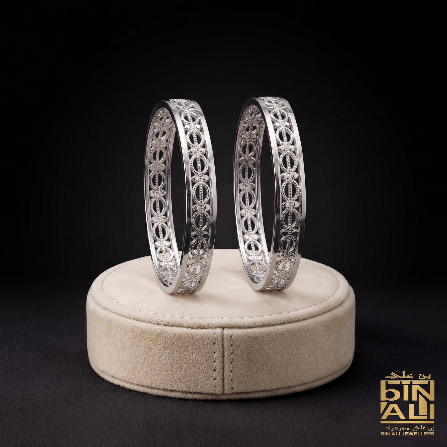 BANGLES
