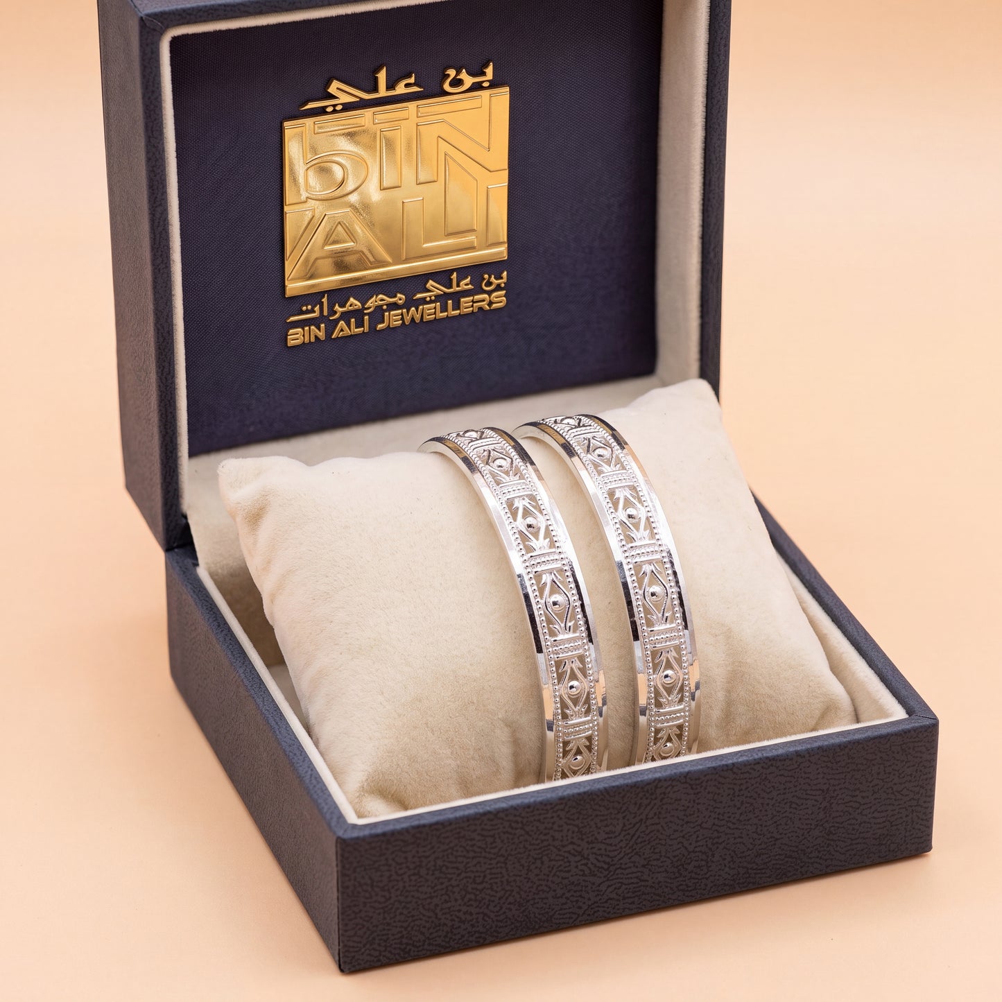 BANGLES