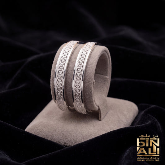 BANGLES