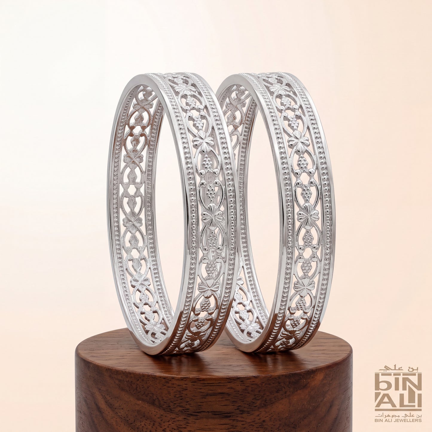 BANGLES