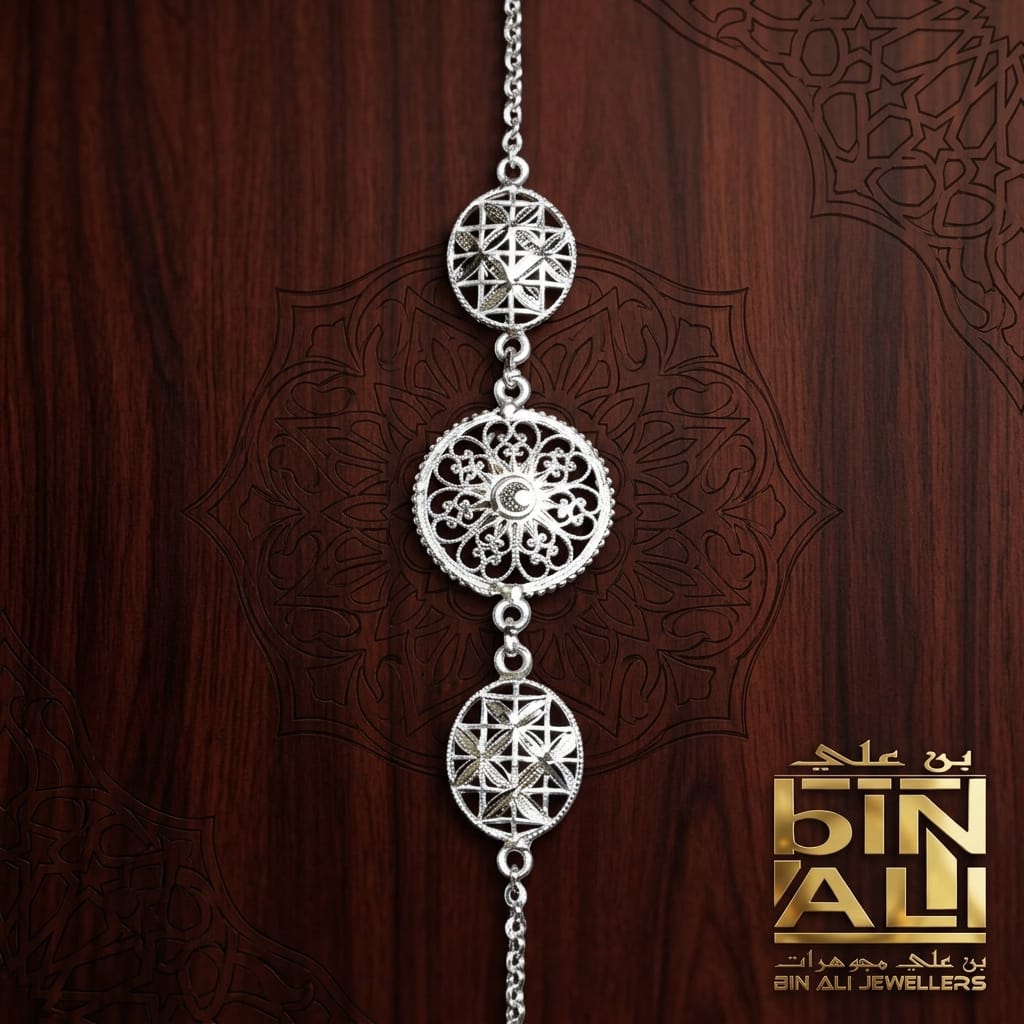 LONG NECKLACE